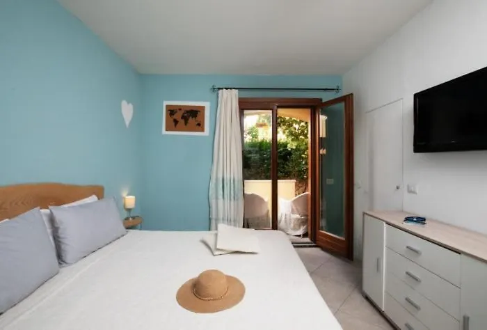 Casa Con Giardino Olbia