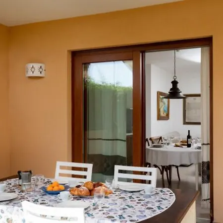 Casa Con Giardino *